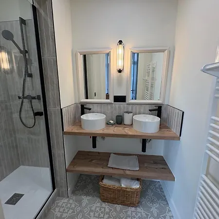Appartement Entierement Renove Dans L'hypercentre D'arcachon